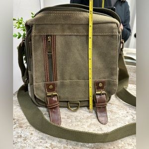 10x10 green crossbody cargo bag